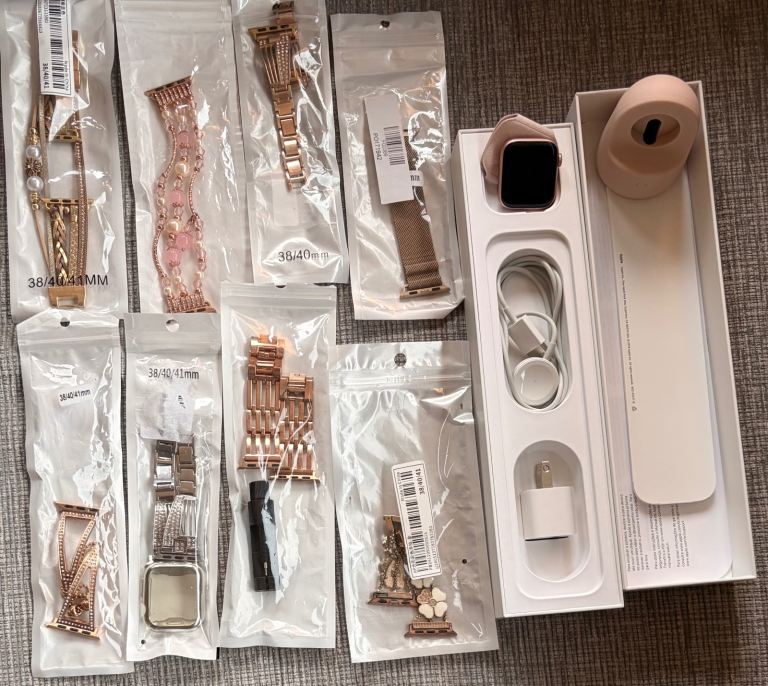 Apple Watch series 2 + accessories 