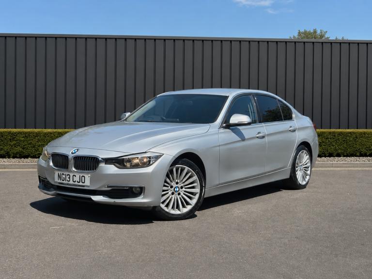 2013 BMW 3 Series 318d Luxury 4dr SALOON Diesel Manual