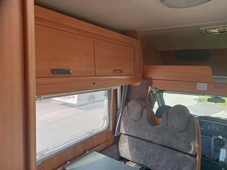 WARNING STOLEN VEHICLE STOLEN 