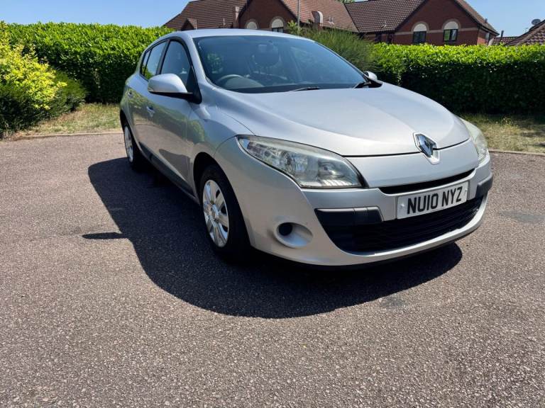 Renault, MEGANE, Hatchback, 2010, Manual, 1598 (cc), 5 doors
