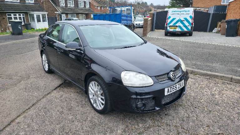 VW JETTA SPORT 2.0 TDI DSG 2010