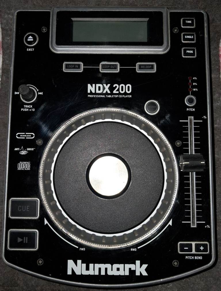 Numark NDX200 Professional CD Player Mixer