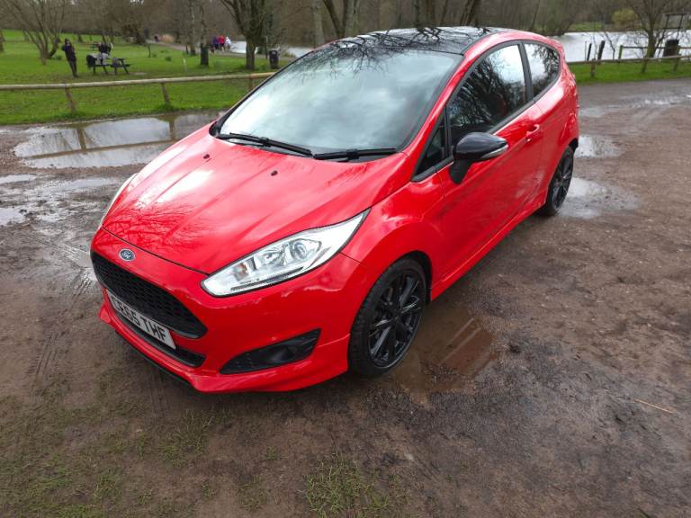 2015 Ford Fiesta Zetec S Red Edition, 1.0 turbo. 12 Month MOT, Fresh Cambelt & Service