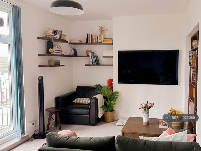 3 bedroom flat in Jevons House, London, NW8 (3 bed) (#2721289)