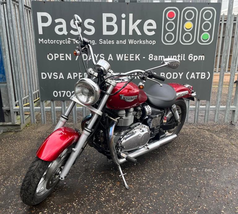 2004 Triumph Bonneville America 790cc British Twin Classic Cruiser Motorcycle