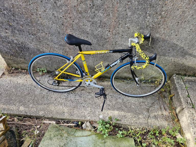 Peugeot Pro 600c / 24" wheel 12 speed kids road bike