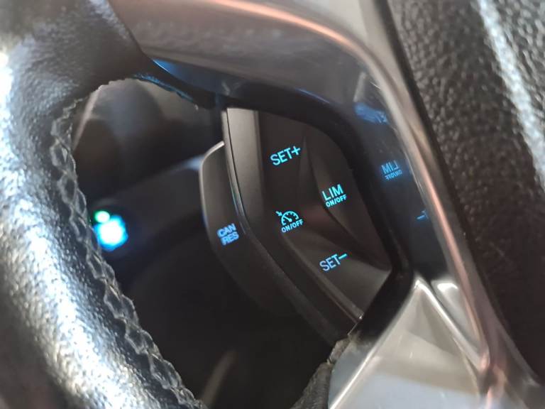 2021 Ford Transit Connect 1.5 200 ECOBLUE LIMITED L1 120 BHP SWB Panel Van Diesel Manual