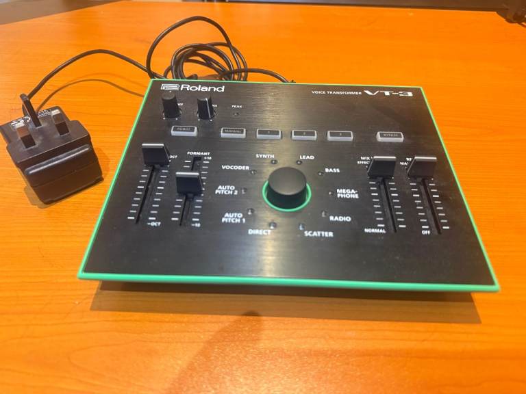 Roland VT-3 Voice Transformer