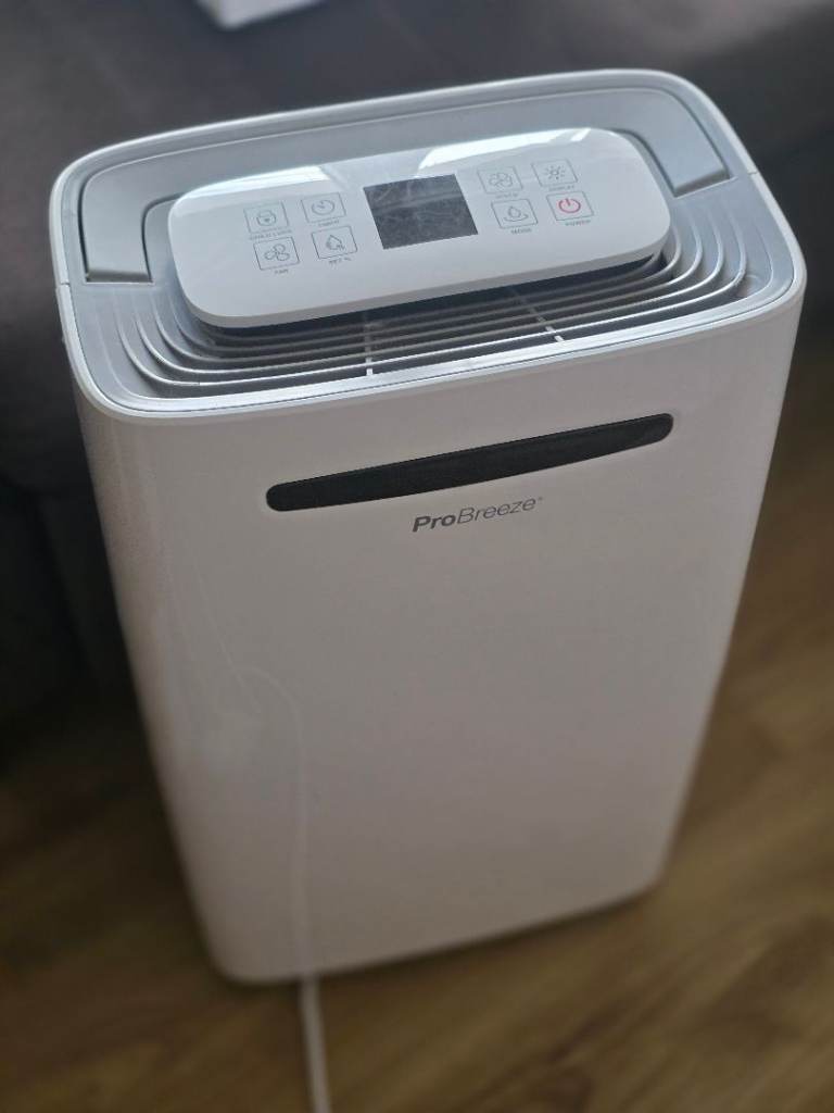 Pro Breeze 20L Compressor Dehumidifier Used 