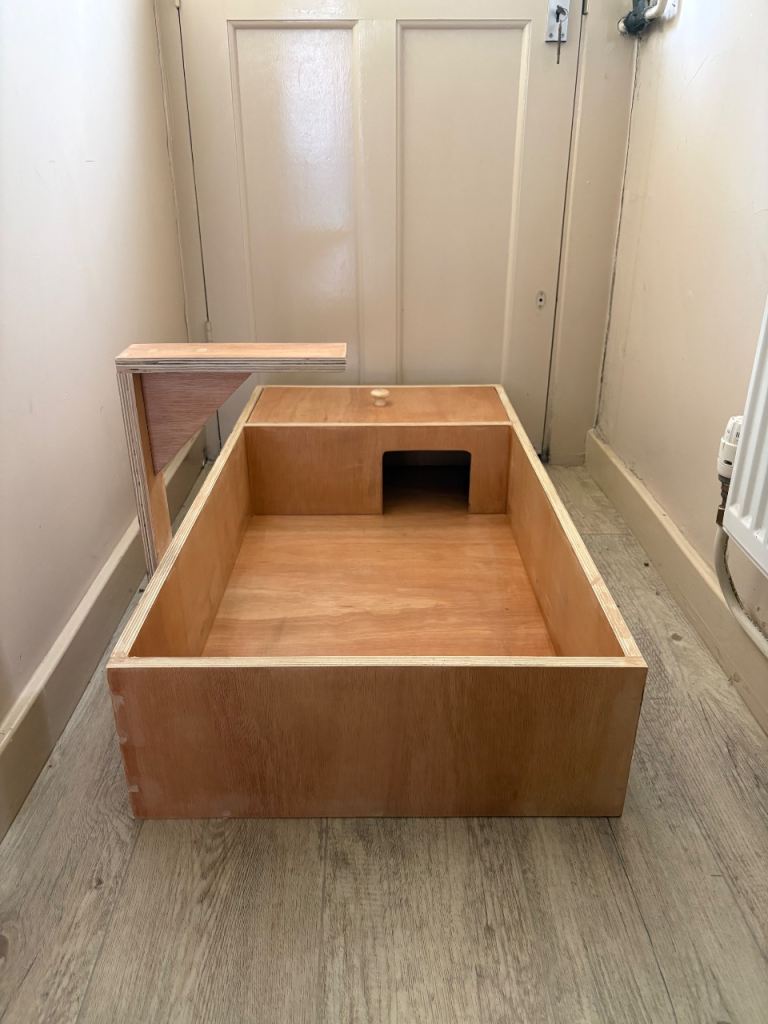 Tortoise table 