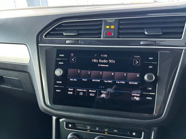 2019 Volkswagen Tiguan 2.0 TDI Match SUV 5dr Diesel Manual Euro 6 (s/s) (150 ps) 2 FORMER OWNERS ...