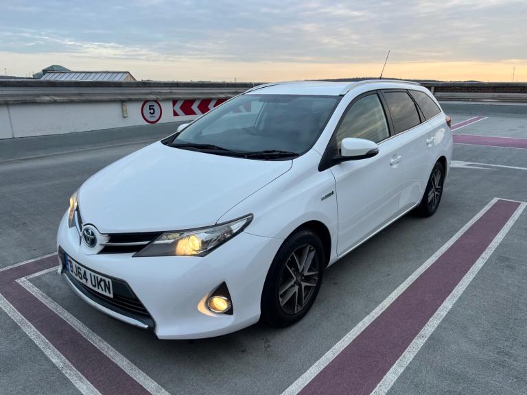 2014 Toyota Auris 1.8 VVTi Hybrid Icon+ 5dr CVT Auto ESTATE Petrol/Electric Hybrid Automatic