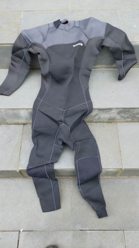 Olain 4/3 wetsuit