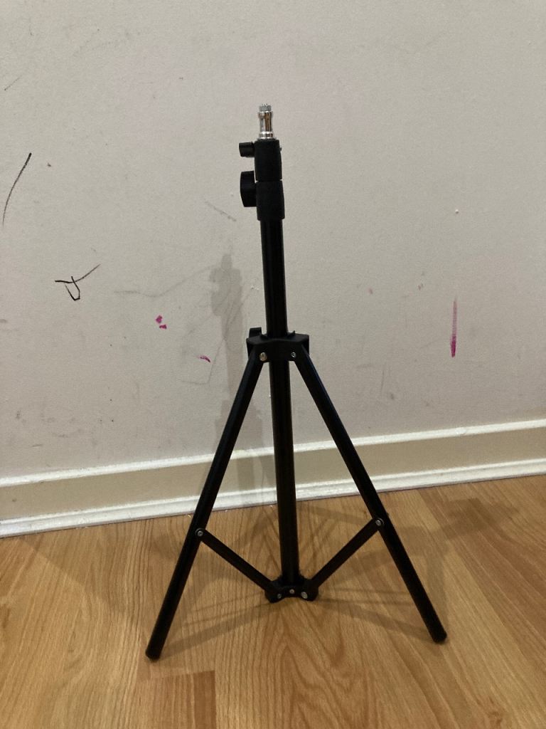 Cannon Adjustable Black Camera Stand with Carry Bag
