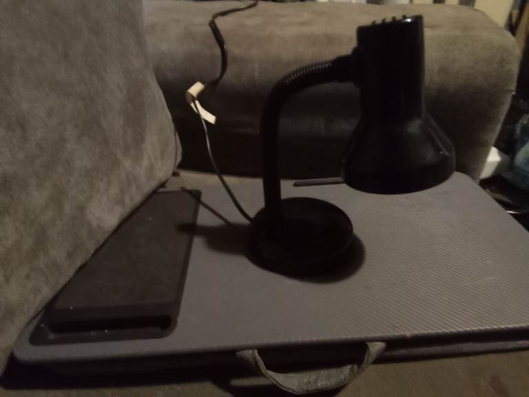 Black Desk Lamp with Adjustable Neck – Good Condition