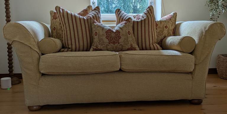 2x Multiyork Malvern Sofas and Footstool in Good condition