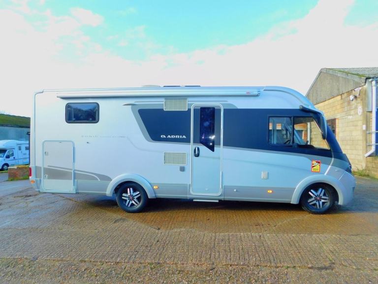 Adria Sonic Supreme i710 SBC 4 Berth with 2 x DOUBLE BEDS Motorhome for Sale