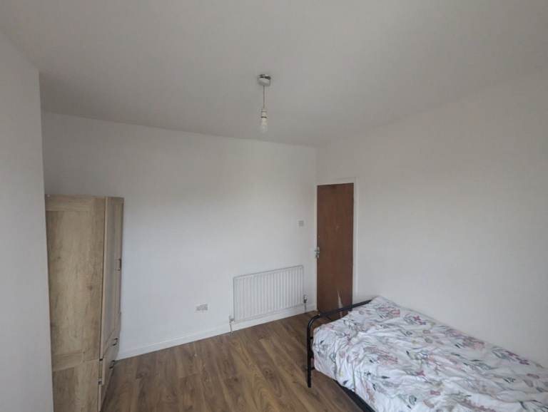 Room in shared property, Tooting Broadway