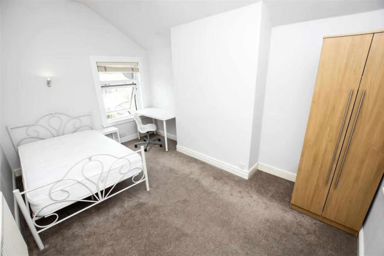 🏠**DSS HOUSING** in STOKE-ON-TRENT ** WHITEHALL AVE, KIDSGROVE, STOKE-ON-TRENT, ST7 1EP **🏠