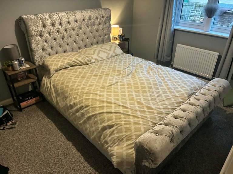 Grey Velvet Double Bed with Tufted Headboard – Good Condition