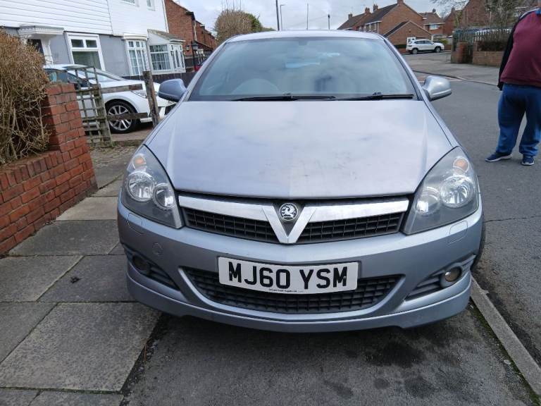 Vauxhall, ASTRA, Hatchback, 2011, Manual, 1796 (cc), 3 doors