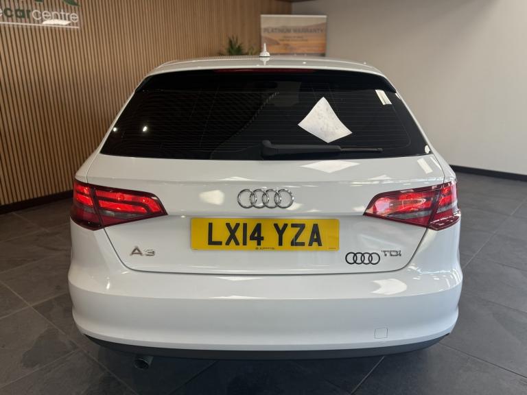AUDI A3 1.6 TDI SE 2014