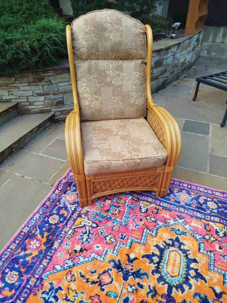 Cane chair 