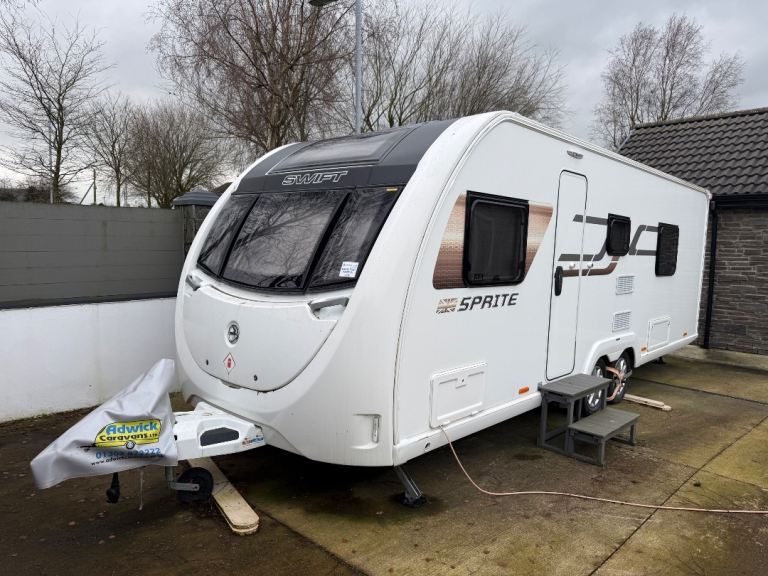 2021 swift Quattro 6 berth touring caravan