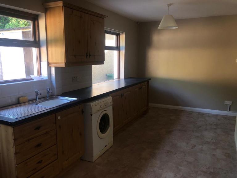 3 Bedroom house to rent- Keady 