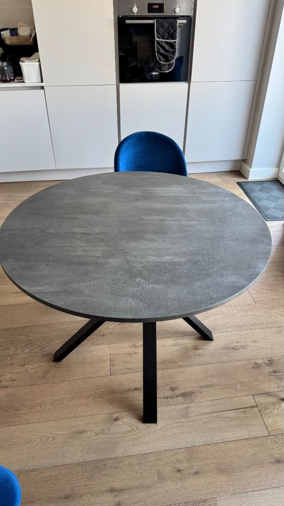 Round dining table 