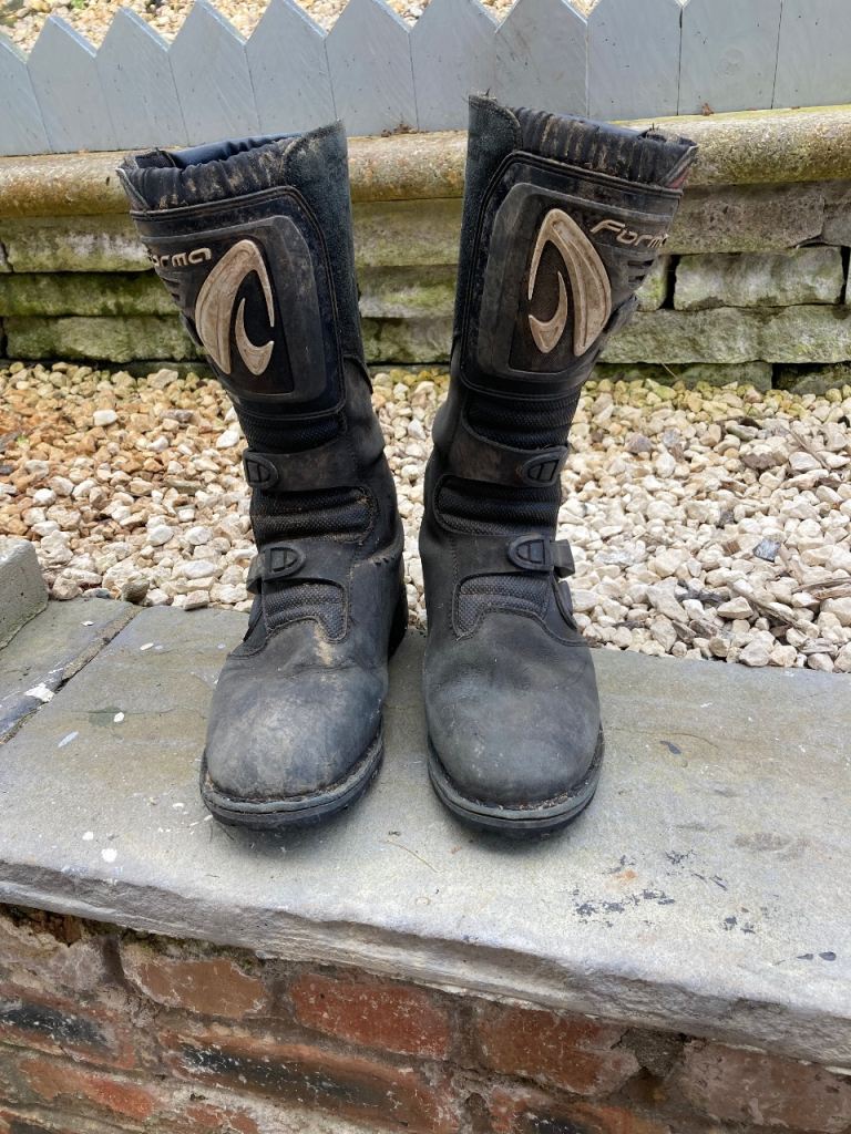 Trials boots and helmet