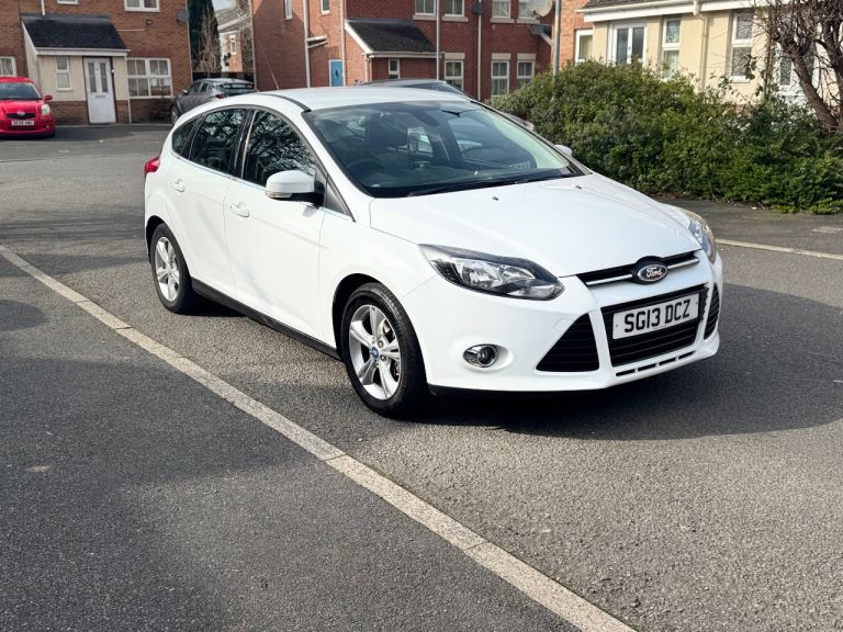 Ford, FOCUS, Hatchback, 2013, Manual, 1596 (cc), 5 doors