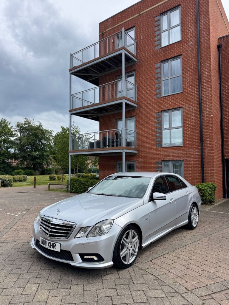 Mercedes-Benz, E CLASS, Saloon, 2011, Semi-Auto, 2987 (cc), 4 doors