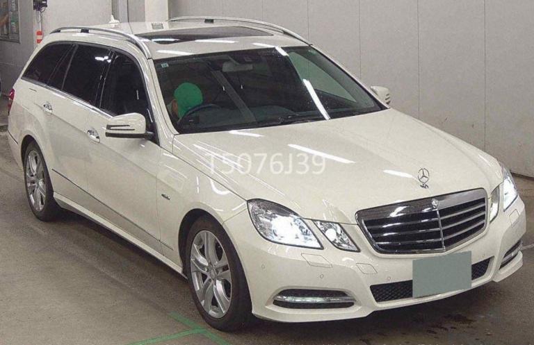 2011 Mercedes-Benz E-Class E350 3.0 BLUE EFFICIENCY DIESEL AUTO ESTATE * ONLY 24000 MILES * TOP G...