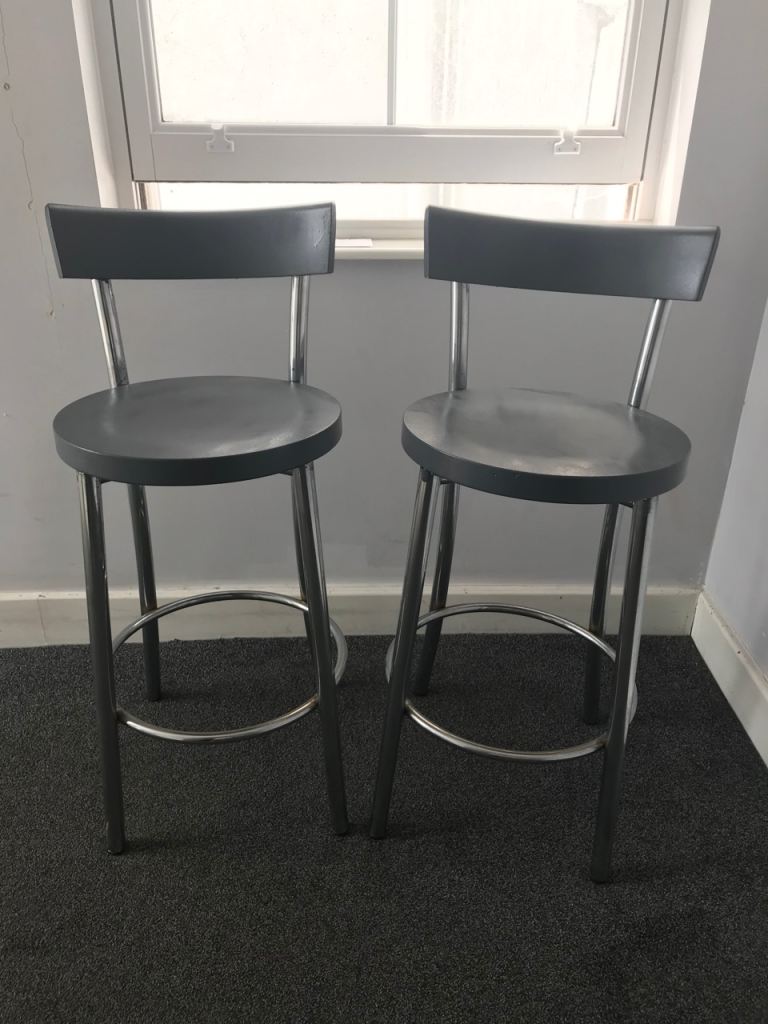 Grey bar stools 