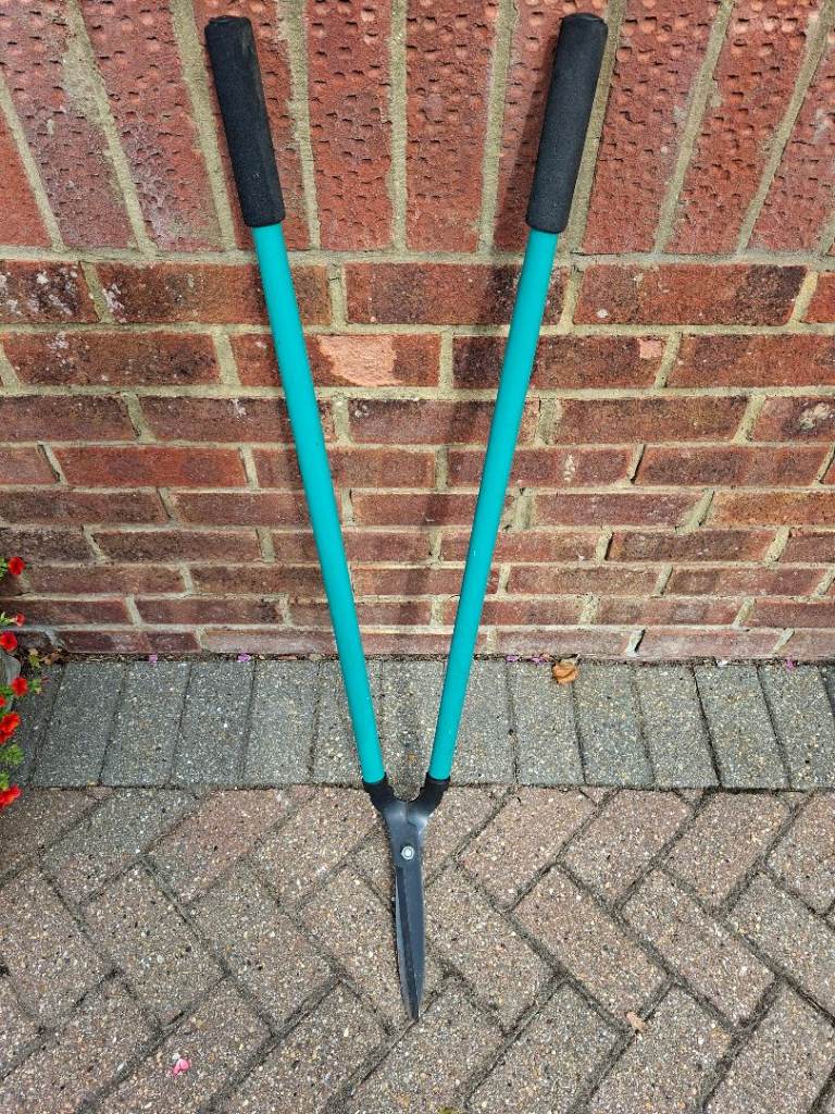 Garden Edging Shears – Good Condition, Green Handles