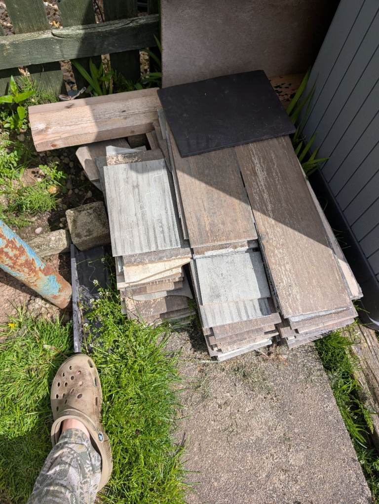 Free reclaimed tiles