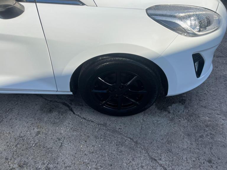 2018 Ford Fiesta 1.0 EcoBoost Zetec 3dr HATCHBACK PETROL Manual
