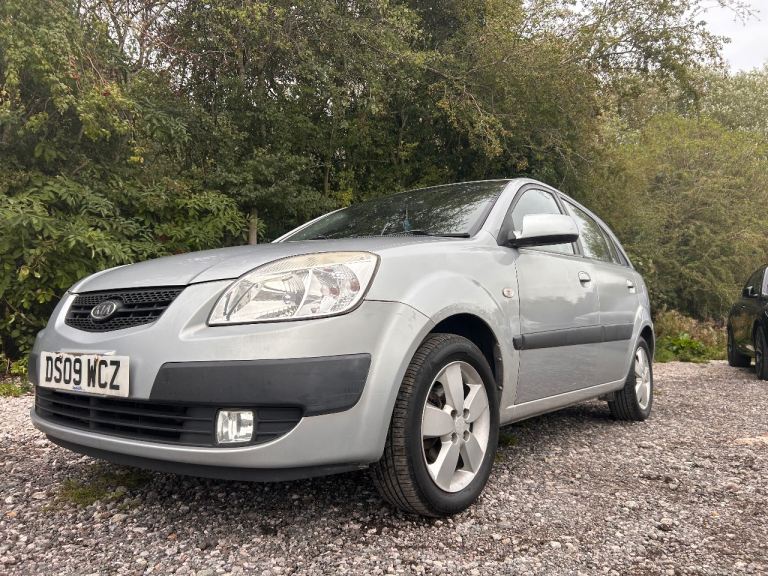 KIA RIO 1.5 CRDI DIESEL 09 REG 5 DOOR AIR CON MOT MAY 11TH 2027 TAX £35 YEAR LOW INSURANCE 48+MPG