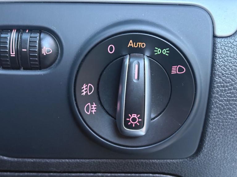 2013 Volkswagen Scirocco 2.0 TDi BlueMotion Tech GT 3dr [Nav/Leather] COUPE Diesel Manual