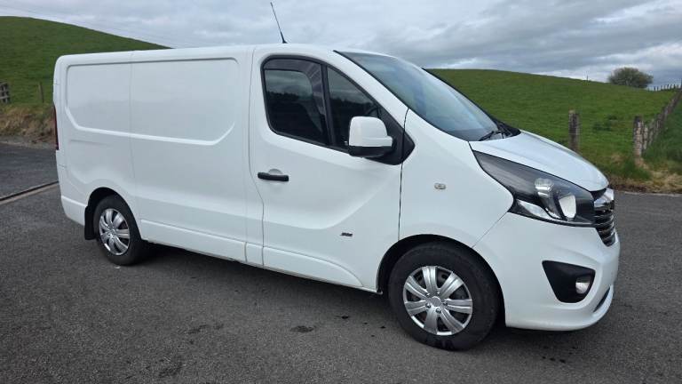 Vauxhall, VIVARO, Panel Van, 2016, Manual, 1598 (cc)