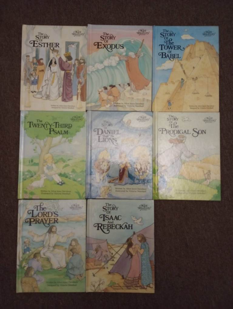 Bundle of 8 Bible Stories Books Alice in Bibleland in very good condition