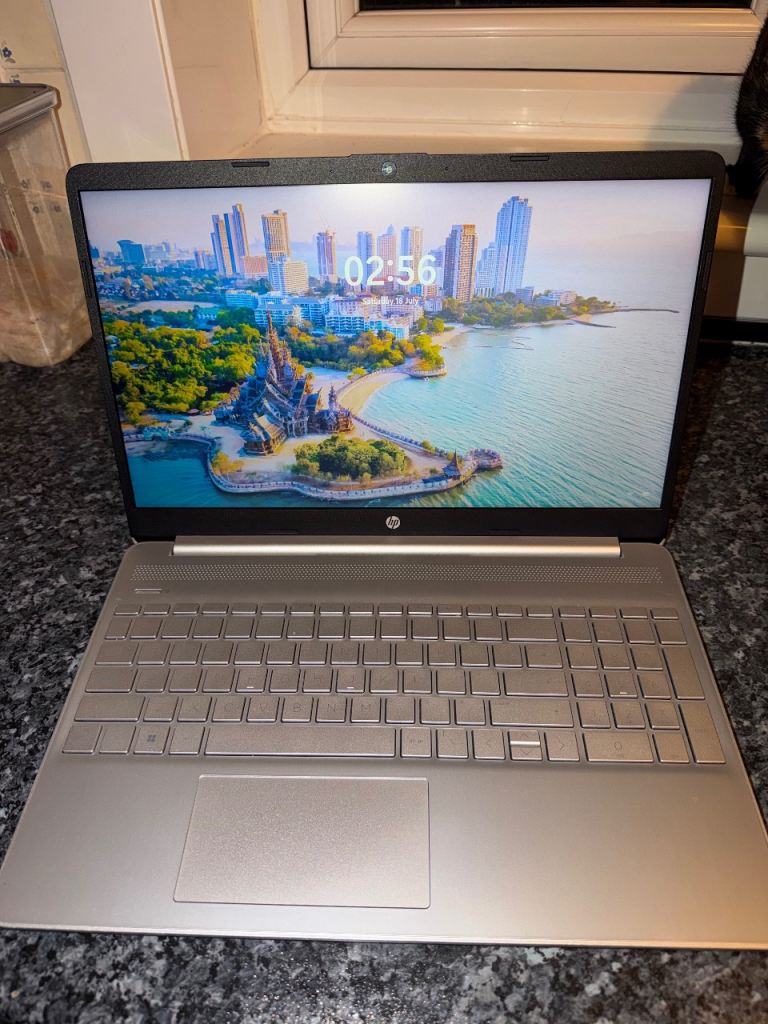 HP 15s-fq5585sa Laptop – Intel i3, 8GB RAM, 128GB SSD