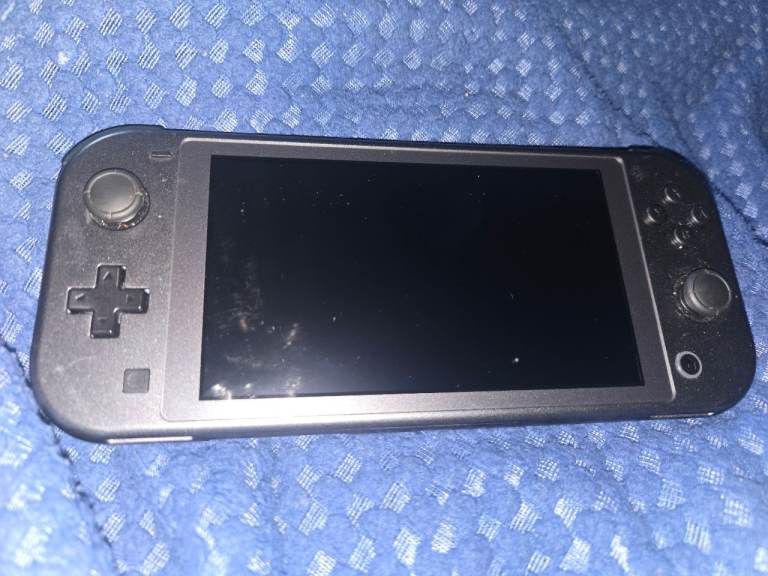 Nintendo Switch lite Console with Games and Pikachu Case swap ps portal