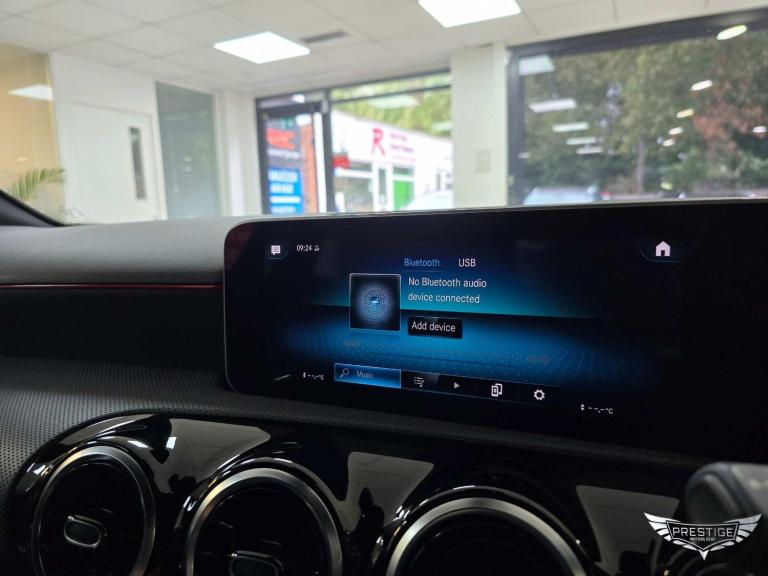 2020 Mercedes-Benz A-Class 1.3 A200 AMG Line (Executive) Euro 6 (s/s) 5dr HATCHBACK Petrol Manual