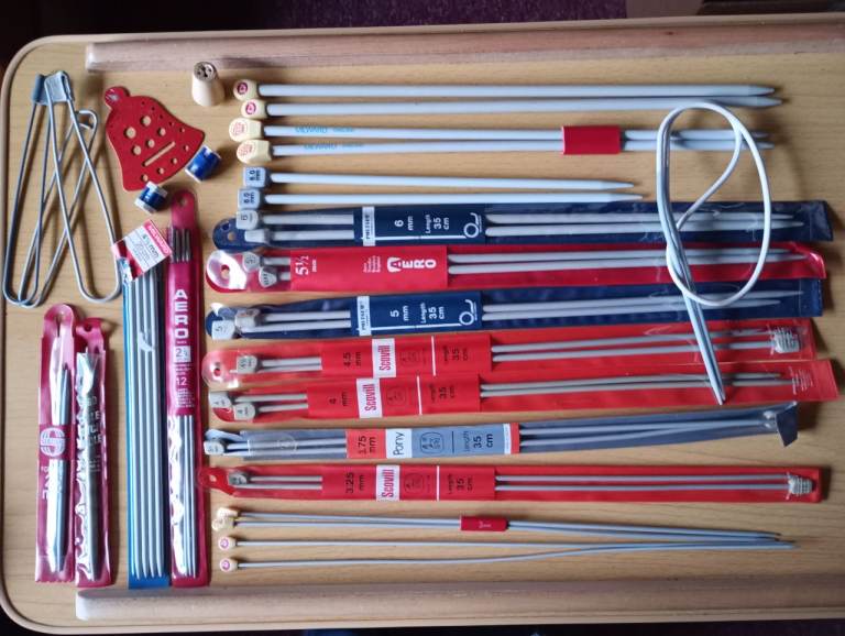 Knitting Needle Bundle – Various Sizes, £7.00 for Sale in Milnrow ...