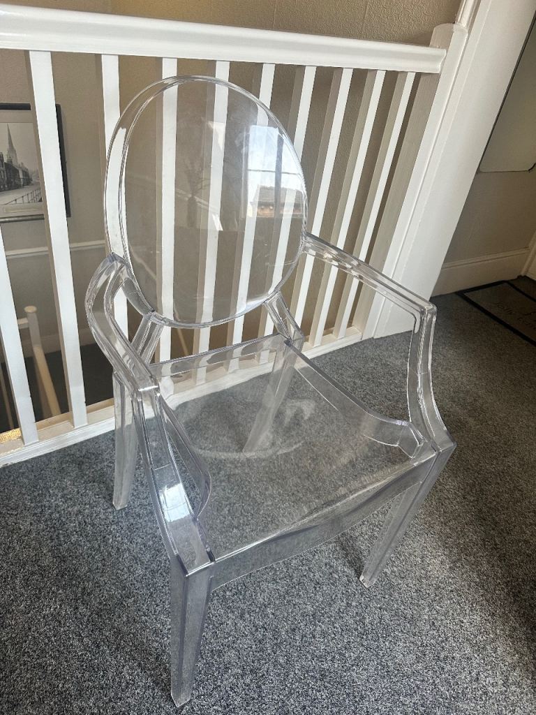 ✨ Clear Ghost Chairs – Set of 6 – £35 each or £200 for all