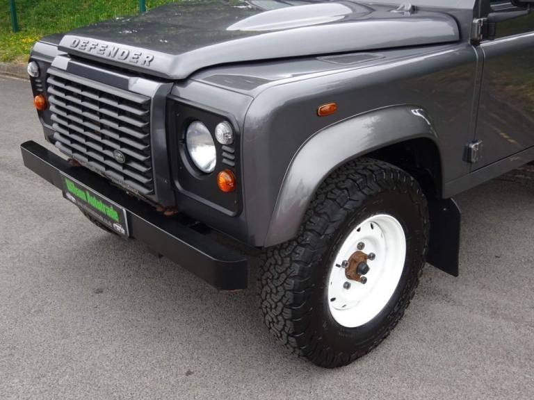 2016 Land Rover Defender Hard Top TDCi [2.2] PANEL VAN DIESEL Manual