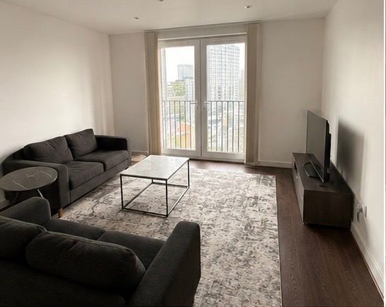 En-suite available in 2-bed 