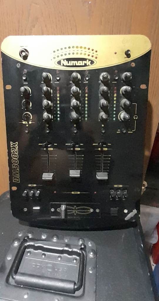 Numark DM3002X Dj Mixer Collection Only 